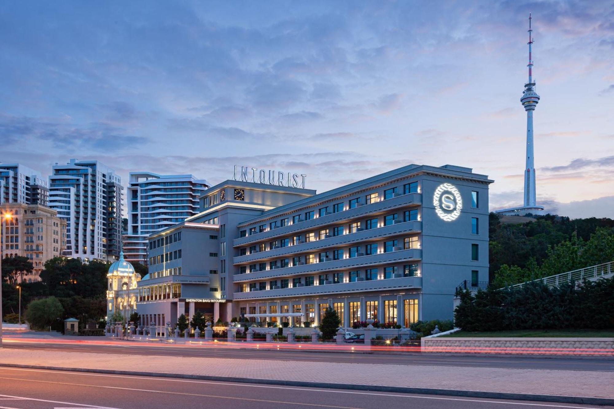 Sheraton Baku Intourist Exteriér fotografie The hotel in 2016